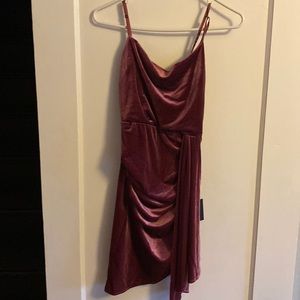 Lulus size XS cocktail dress, velvet. #holiday #hoco  #NYE